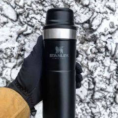 Stanley Klasik Trigger-Action Seyahat Bardağı 0.47 Lt SİYAH