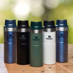 Stanley Klasik Trigger-Action Seyahat Bardağı 0.47 Lt SİYAH