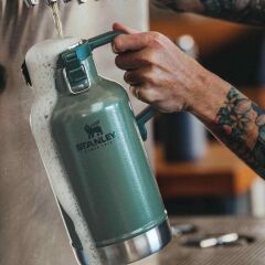 Stanley Soğuk İçecek Termosu 1.9 Lt Yeşil